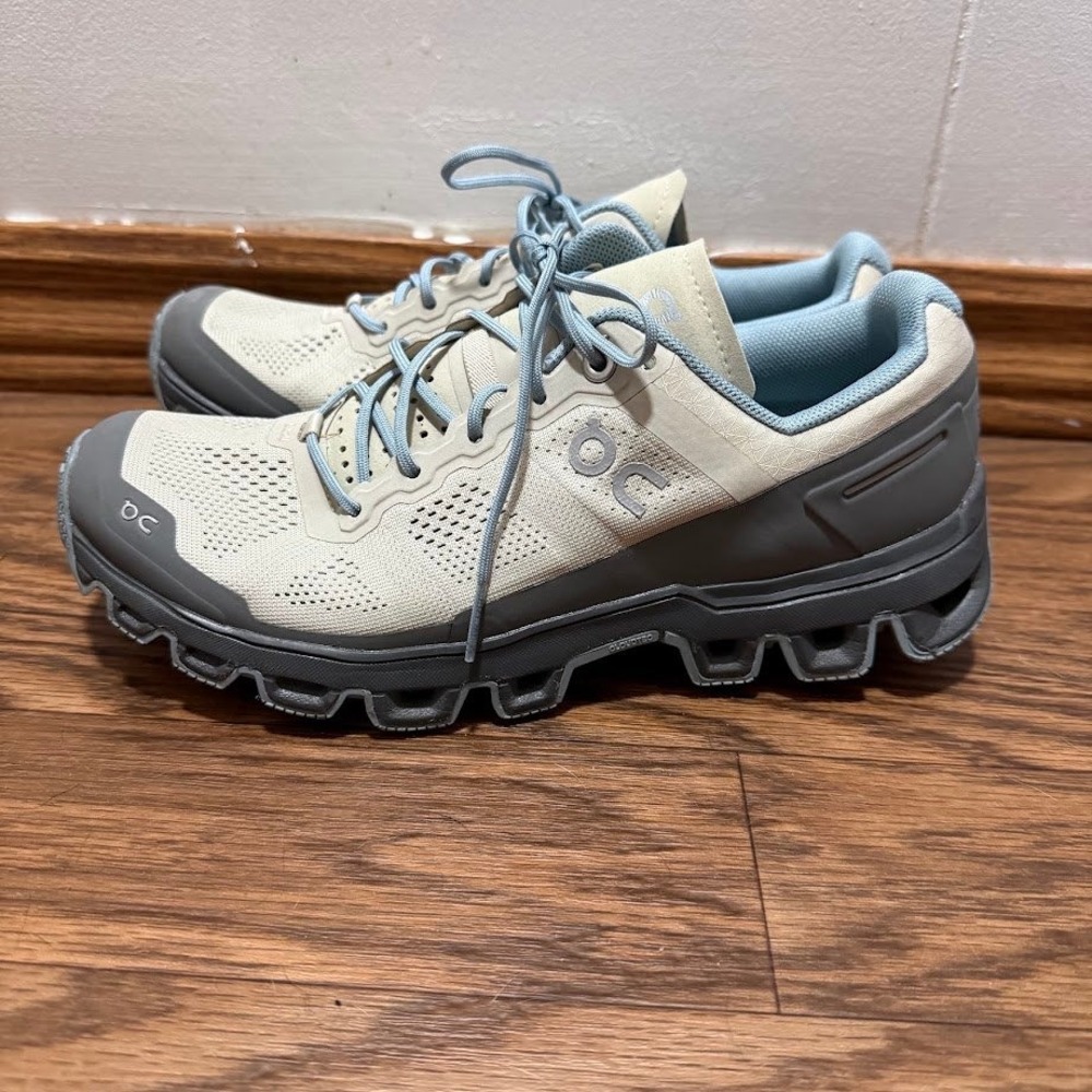 On Cloudventure Trail Running Shoes Glacier Meadow Grey Blue Womens 7.5